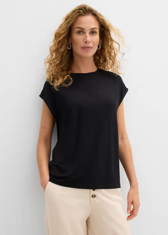 Oversized-T-Shirt aus softer Viskose in schwarz von vorne (im Anschnitt) - bonprix Oversized-T-Shirt aus softer Viskose in schwarz von vorne (im Anschnitt) - bonprix