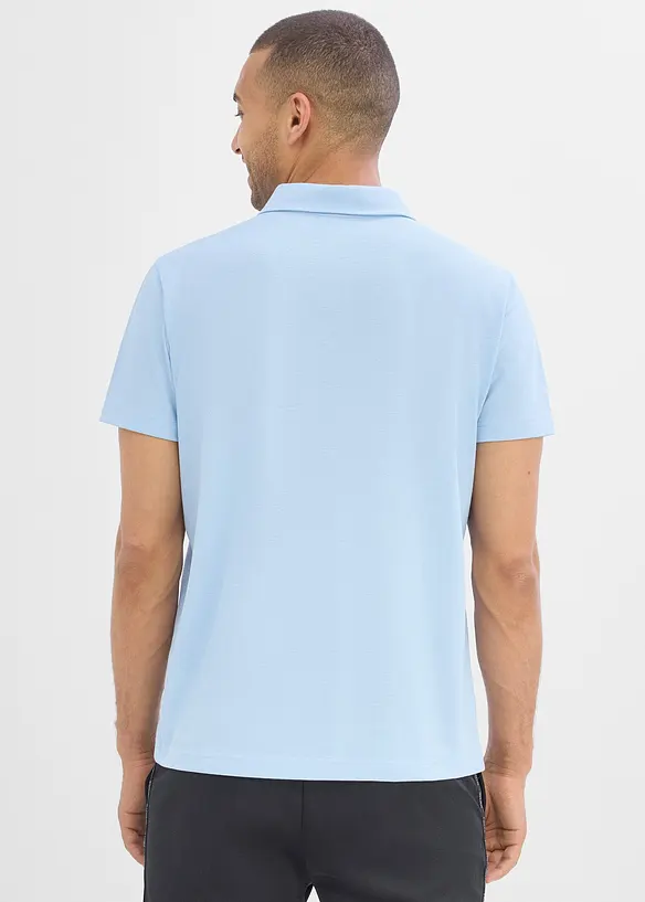 Herren Sport-Poloshirt mit Reißverschluss, schnelltrocknend in blau von hinten (im Anschnitt) - bonprix
