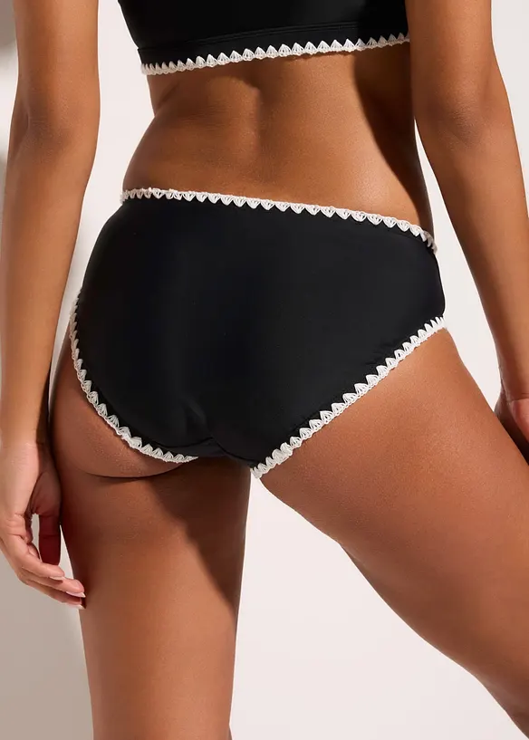 Bikinihose mit Häkelkante in schwarz von hinten - bonprix