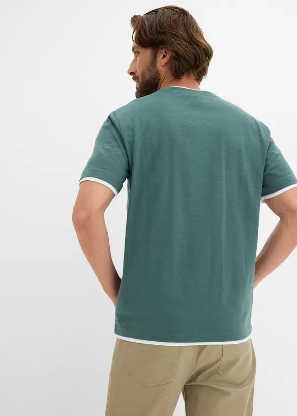 T-Shirt in 2 in 1 Optik aus Slub-Yarn in grün von hinten (im Anschnitt) - bonprix