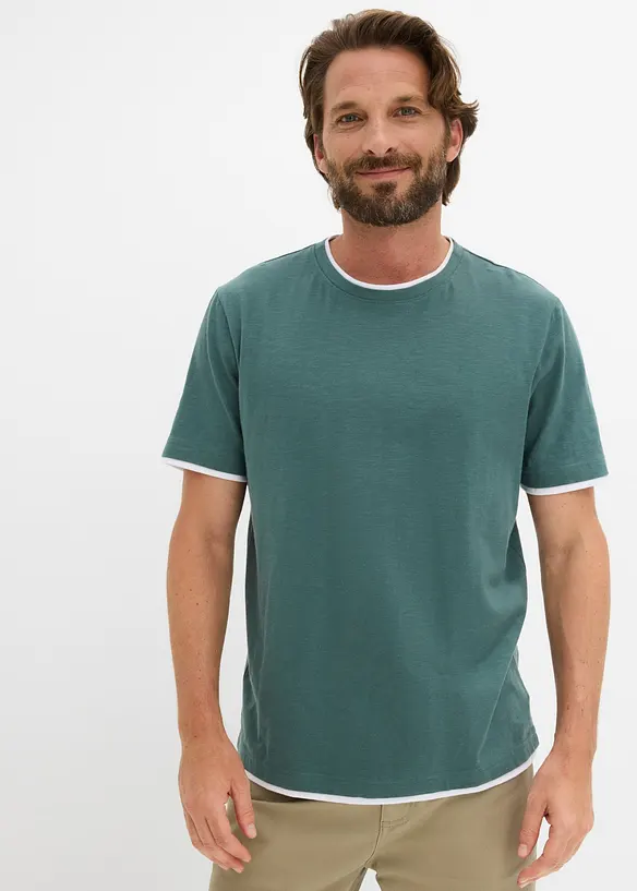 T-Shirt in 2 in 1 Optik aus Slub-Yarn in grün von vorne (im Anschnitt) - bonprix