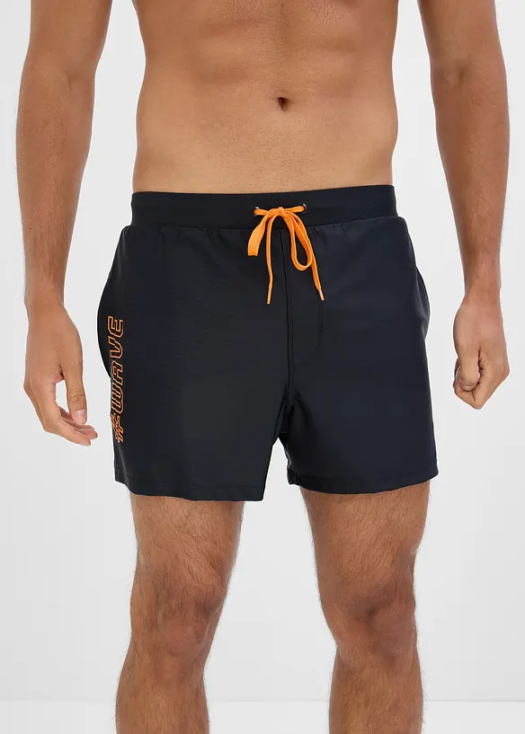 Weite Badehose aus elastischem Material in schwarz von vorne - bonprix