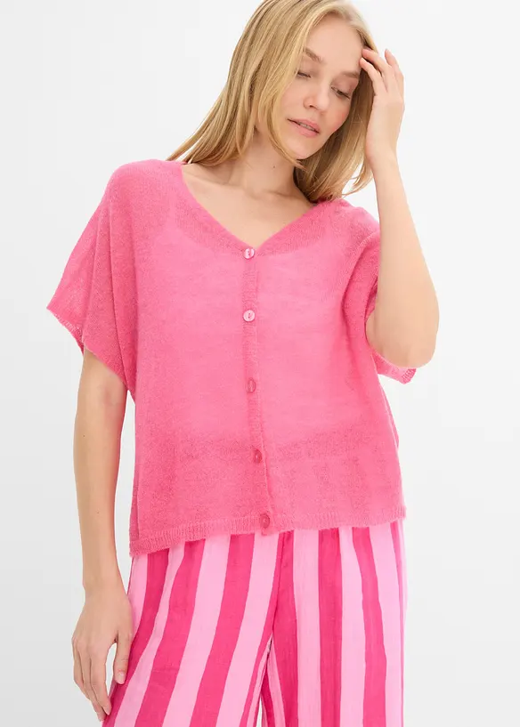 Oversize Feinstrick-Cardigan in pink von vorne (im Anschnitt) - bonprix