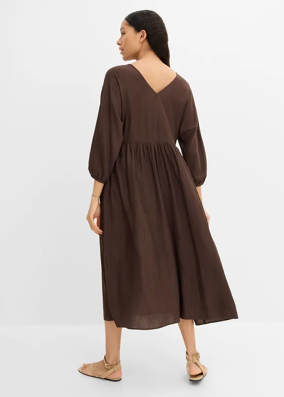 Maxikleid aus softem Viskose-Mix in braun von hinten (Totalaufnahme) - bonprix Maxikleid aus softem Viskose-Mix in braun von hinten (Totalaufnahme) - bonprix