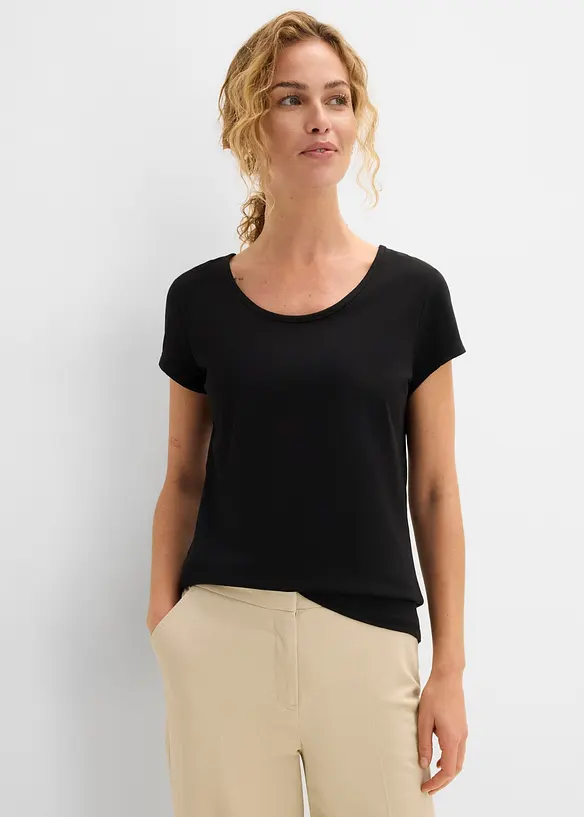 Figurbetontes T-Shirt in schwarz von vorne (im Anschnitt) - bonprix