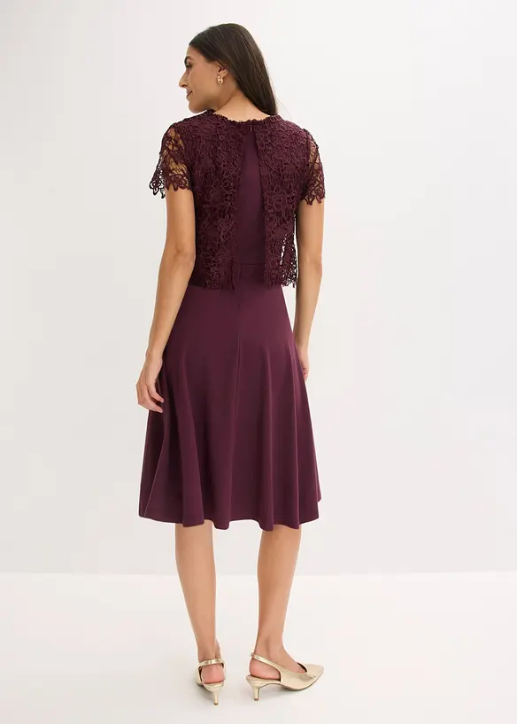 Midikleid mit Spitze in rot von hinten (Totalaufnahme) - bonprix