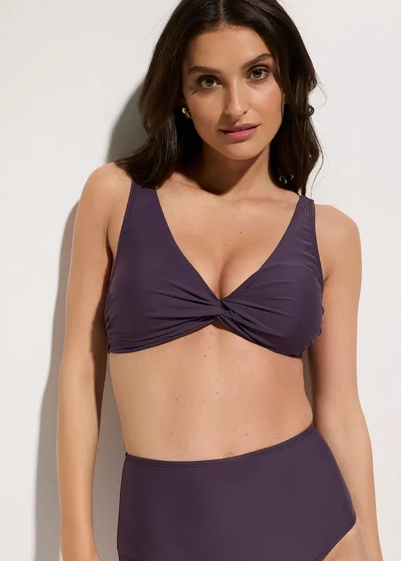 Bustier-Bikinioberteil mit Twistdetail in lila von vorne (im Anschnitt) - bonprix
