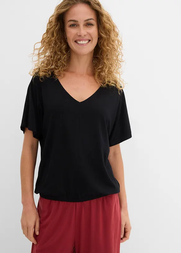 Oversize-Shirt aus softem Viskose-Mix in schwarz von vorne (im Anschnitt) - bonprix