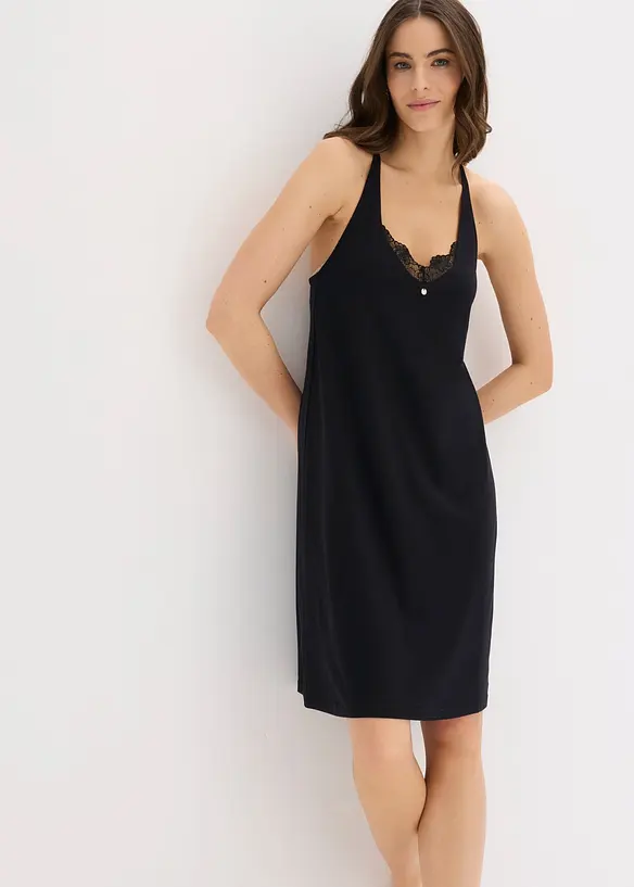 Kurzes Nachthemd aus softem Viskose-Mix in schwarz im Look von vorne (Totalaufnahme) - bonprix