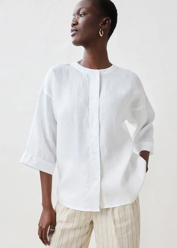 Oversize-Bluse aus reinem Leinen in weiß von vorne (im Anschnitt) - bonprix Oversize-Bluse aus reinem Leinen in weiß von vorne (im Anschnitt) - bonprix