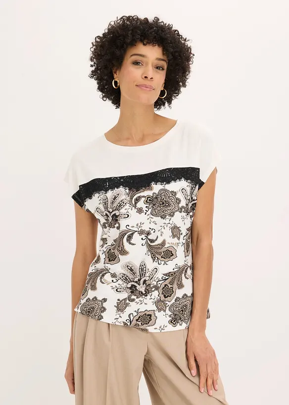 Oversize- Shirt mit Spitzenband in weiß von vorne (im Anschnitt) - bonprix Oversize- Shirt mit Spitzenband in weiß von vorne (im Anschnitt) - bonprix