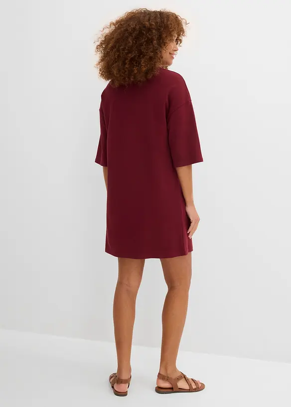 Oversize-Shirtkleid aus schwerer Bio-Baumwolle in rot von hinten (Totalaufnahme) - bonprix