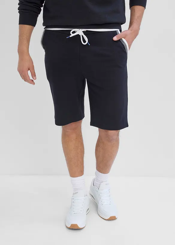 Sweat-Bermuda aus reiner Baumwolle in schwarz von vorne - bonprix