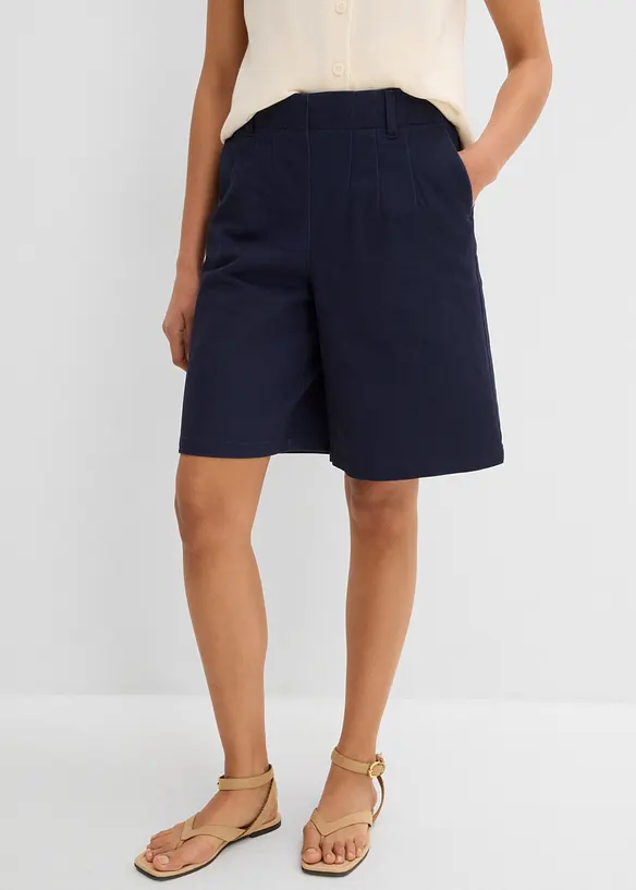 Twill-Shorts in blau von vorne - bonprix