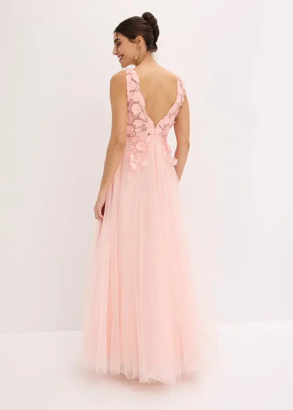 Maxikleid aus zartem Tüll mit Blumen-Applikation in rosa von hinten (Totalaufnahme) - bonprix Maxikleid aus zartem Tüll mit Blumen-Applikation in rosa von hinten (Totalaufnahme) - bonprix
