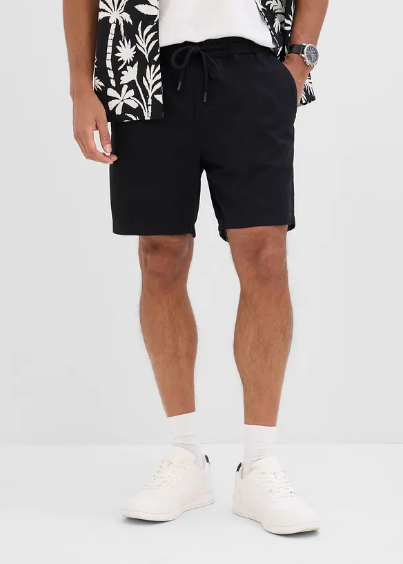 Shorts mit Dehnbund in Relaxed Fit in schwarz von vorne - bonprix