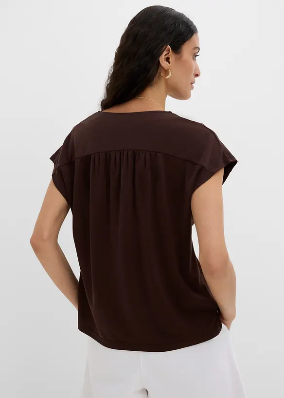 Shirtbluse aus Viskose Piqué in braun von hinten (im Anschnitt) - bonprix Shirtbluse aus Viskose Piqué in braun von hinten (im Anschnitt) - bonprix