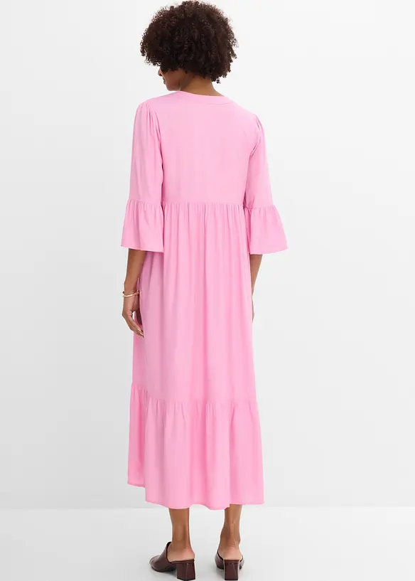 Maxikleid in rosa von hinten (Totalaufnahme) - bonprix