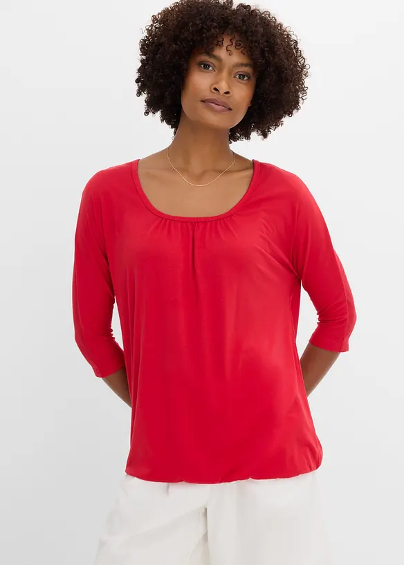 Oversize-Shirt aus Viskose-Mix in rot von vorne (im Anschnitt) - bonprix