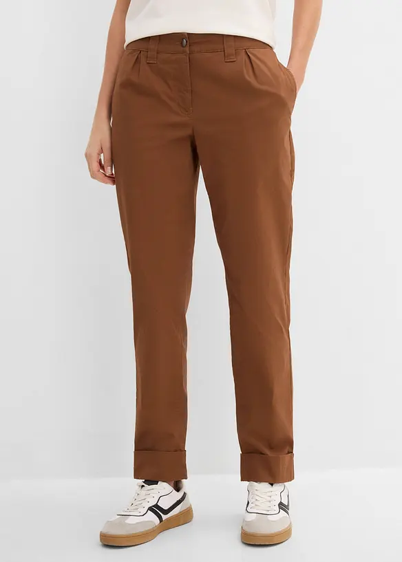 Knöchellange Chinohose aus elastischem Baumwoll-Mix in braun von vorne - bonprix Knöchellange Chinohose aus elastischem Baumwoll-Mix in braun von vorne - bonprix