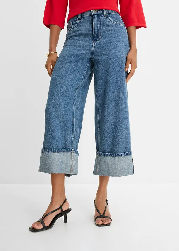 Wide-Leg-Jeans Mid Waist, cropped in blau von vorne - bonprix