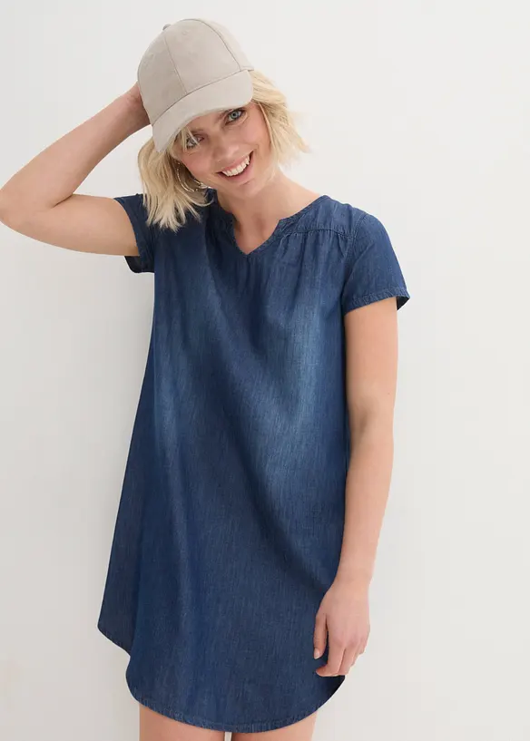 Tunika-Jeanskleid in blau von vorne (Totalaufnahme) - bonprix