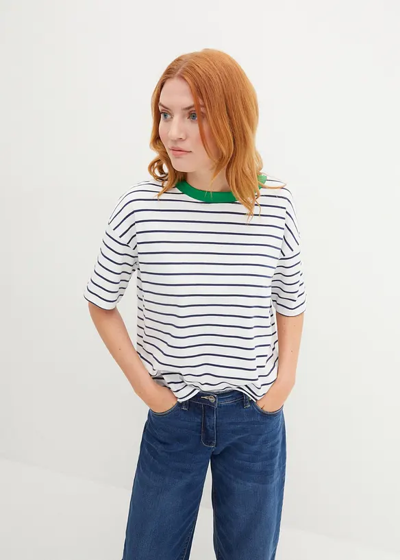 Oversize-T-Shirt aus schwerer Bio-Baumwolle in weiß von vorne (im Anschnitt) - bonprix