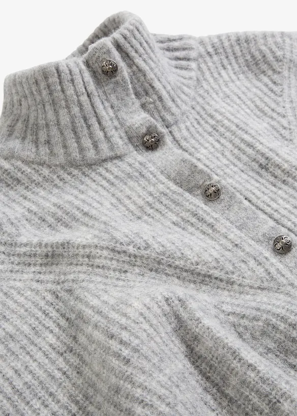 Oversize-Wollpullover mit Alpaka in grau von vorne (im Anschnitt) - bonprix