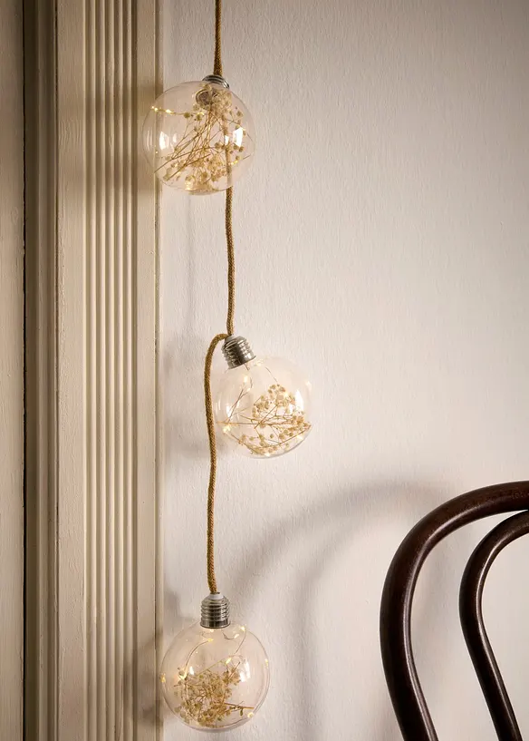 LED-Lichterkette mit 8 Kugeln mit Trockenblumen in farblos (Ambiente) - bonprix
