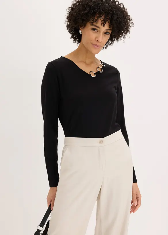 Langarmshirt mit Ösen in schwarz von vorne (im Anschnitt) - bonprix Langarmshirt mit Ösen in schwarz von vorne (im Anschnitt) - bonprix