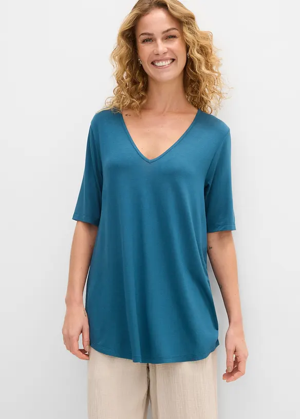 Longshirt aus softer Viskose in petrol von vorne (im Anschnitt) - bonprix
