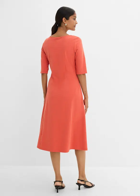 Shirtkleid in rot von hinten (Totalaufnahme) - bonprix