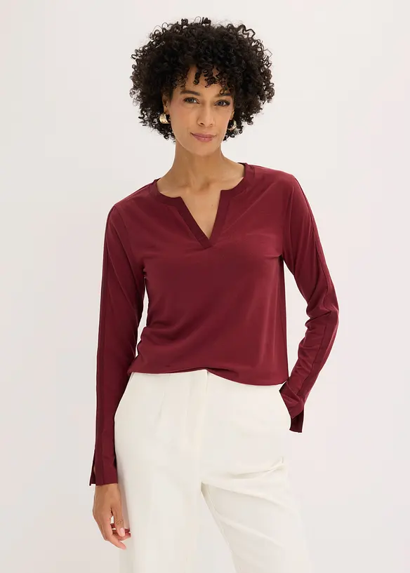 Langarmshirt mit Satinbesatz in rot von vorne (im Anschnitt) - bonprix