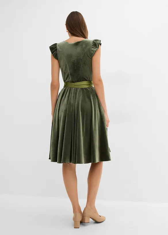 Dirndl und Schürze (2-tlg.Set) in grün von hinten (Totalaufnahme) - bonprix