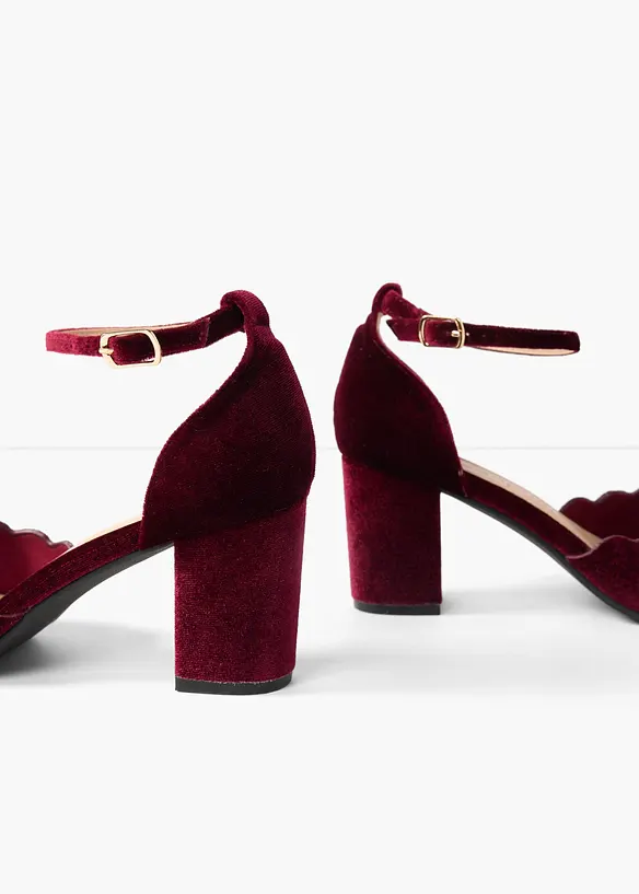 Spangenpumps mit Blockabsatz in rot - bonprix