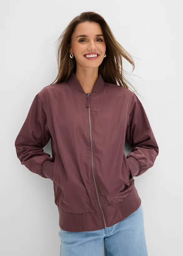Blouson in lila von vorne (im Anschnitt) - bonprix