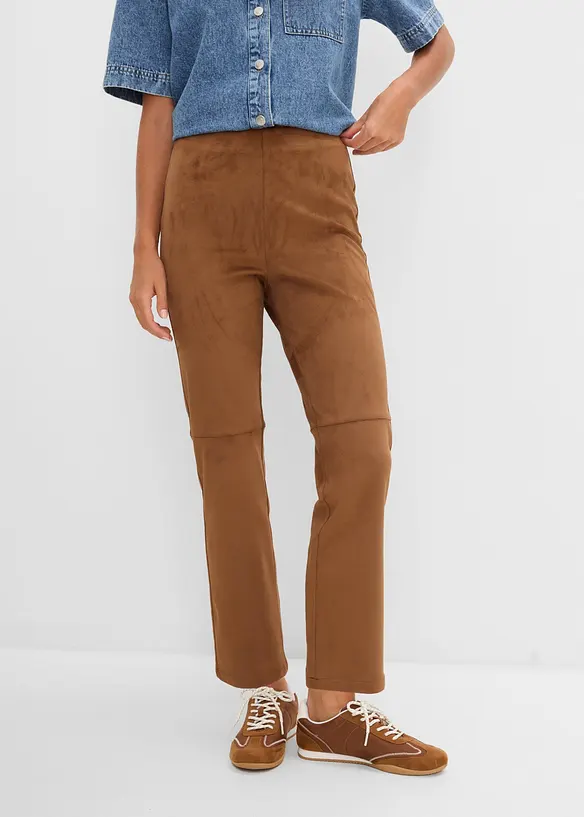 7/8-Hose in Velourslederimitat in braun von vorne - bonprix