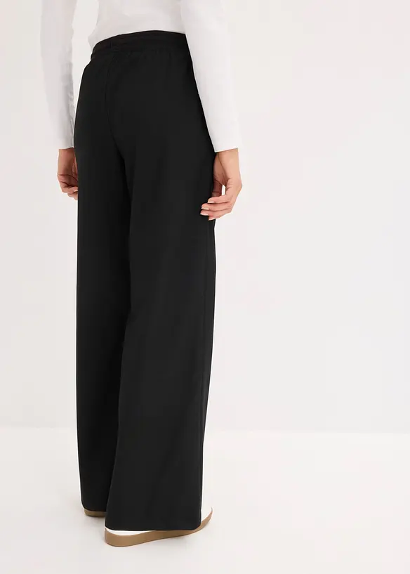Marlenehose aus Viskose-Mix in schwarz von hinten - bonprix