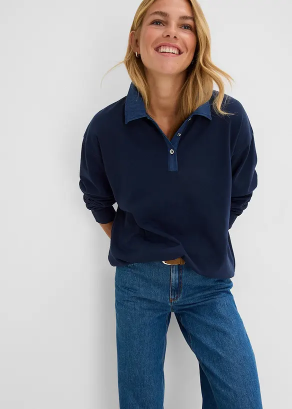 Oversize-Sweatshirt mit Jeanskragen aus Baumwoll-Mix in blau von vorne (im Anschnitt) - bonprix
