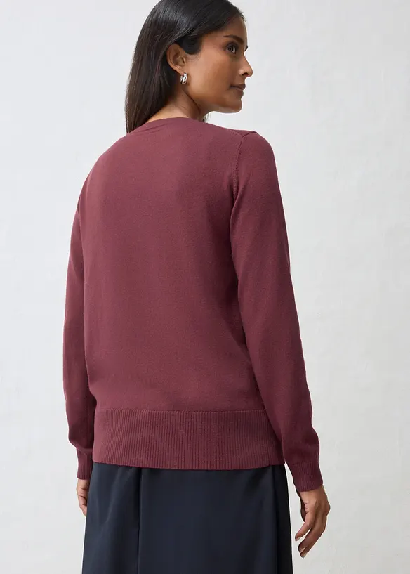 Feinstrickjacke aus weichem Woll-Mix in lila von hinten (im Anschnitt) - bonprix