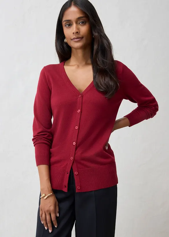 Feinstrickjacke aus weichem Woll-Mix in rot von vorne (im Anschnitt) - bonprix