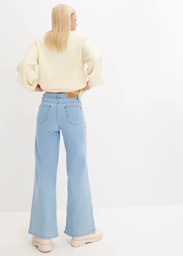 Wide-Leg-Jeans, Mid Waist, Stretch in blau von hinten - bonprix