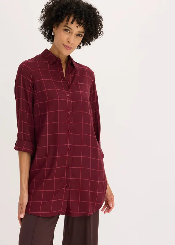Karierte Longbluse mit Taschen in rot von vorne (im Anschnitt) - bonprix
