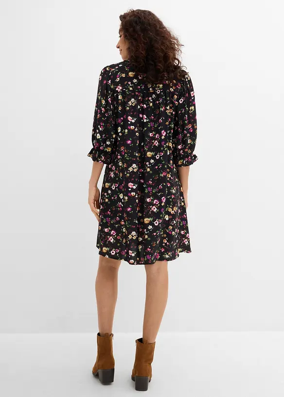 ausgestelltes Tunika-Kleid in schwarz von hinten (Totalaufnahme) - bonprix