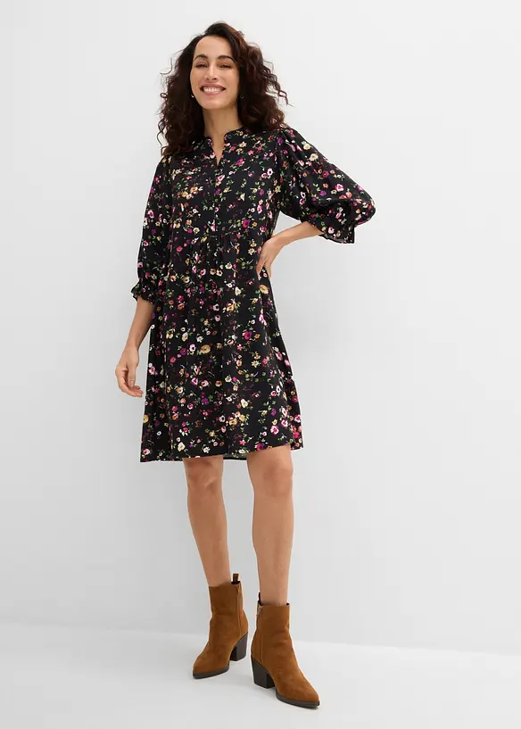 ausgestelltes Tunika-Kleid in schwarz von vorne (Totalaufnahme) - bonprix