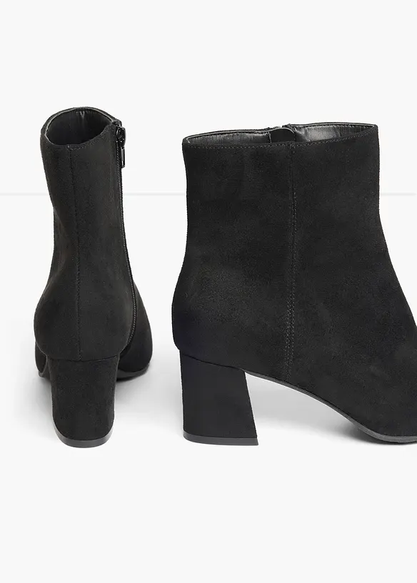 Stiefeletten mit Blockabsatz in schwarz - bonprix