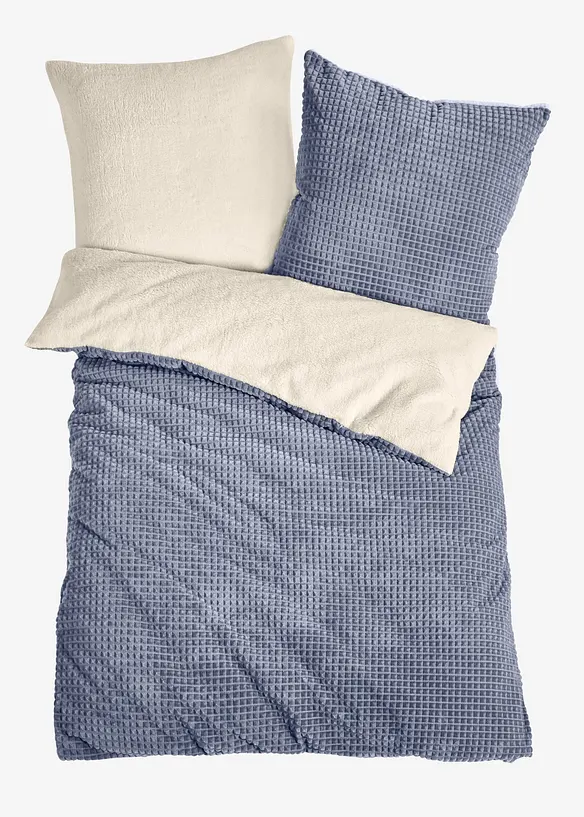 Wendbare Cashmere Touch Bettwäsche mit Hochtief-Effekt in blau von vorne - bonprix