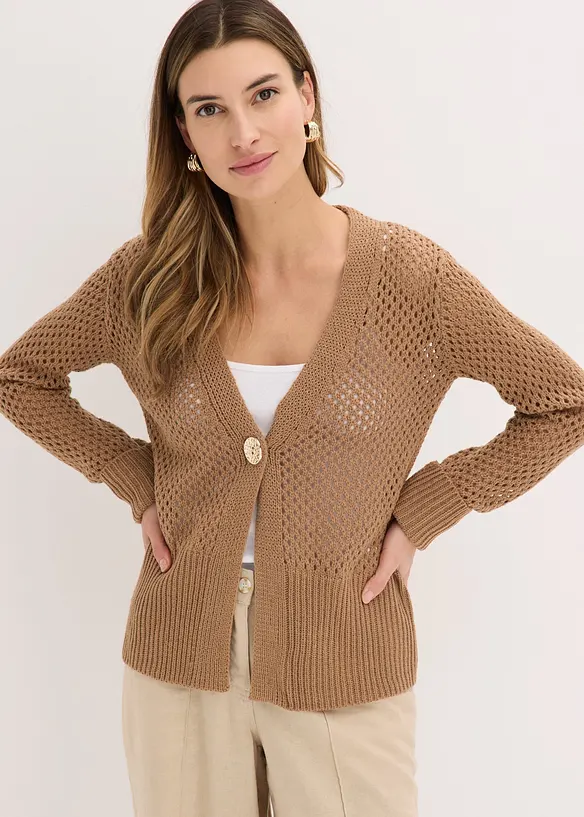 Ajour-Strickjacke in braun von vorne (im Anschnitt) - bonprix
