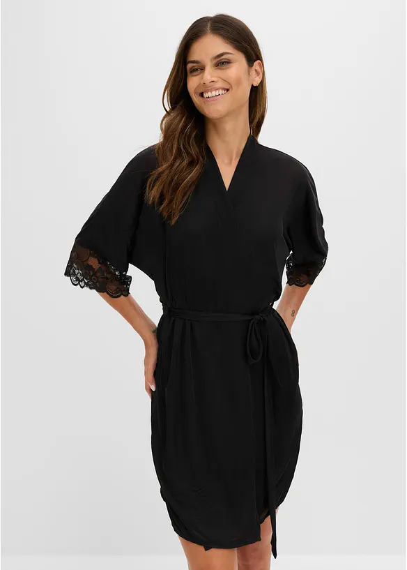 Satin Kimono mit Spitze in schwarz von vorne (Totalaufnahme) - bonprix