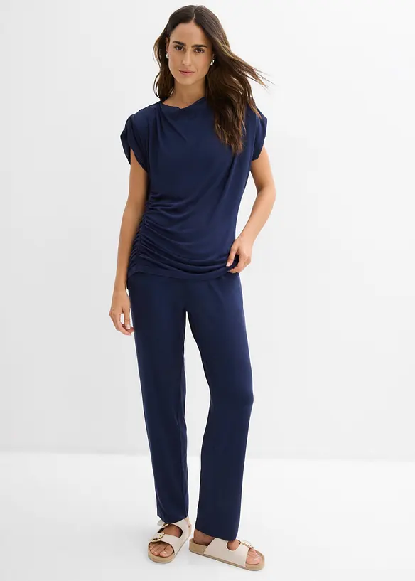 Shirt und Hose (2-tlg.Set)  aus Viskose-Mix in blau von vorne (Totalaufnahme) - bonprix